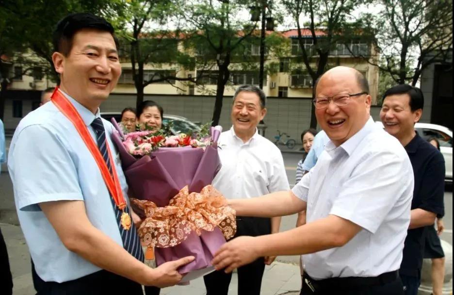 1600333997703157.jpg 1600333997703157.jpg